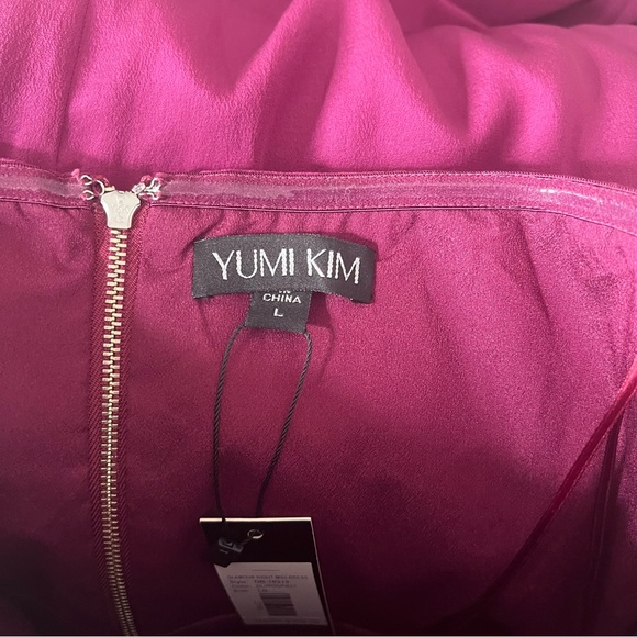 Yumi Kim Glamour Night Midi Strapless Dress in Burgundy Size Large - Picture 8 of 8